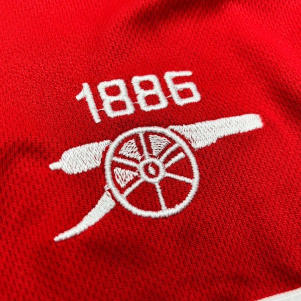 Arsenal | The Gunners 1886 Kırmızı Spor Şortu
