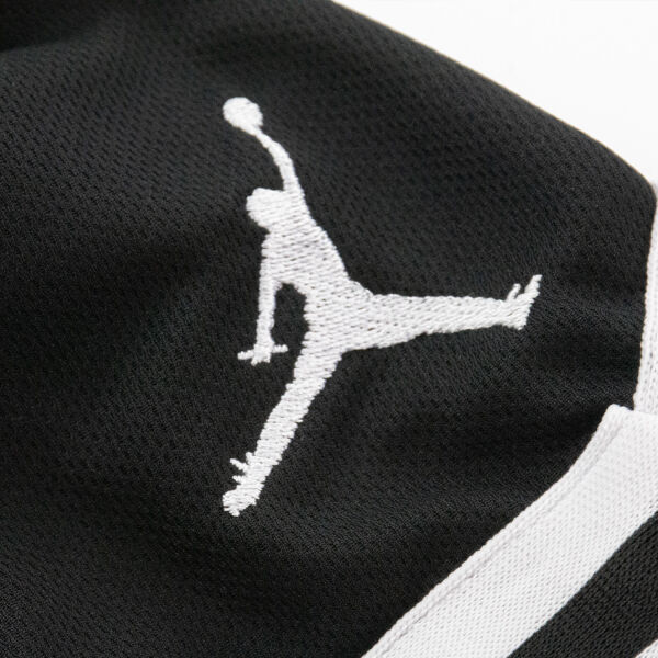 Air Jordan Enhanced Siyah Basketbol Şortu