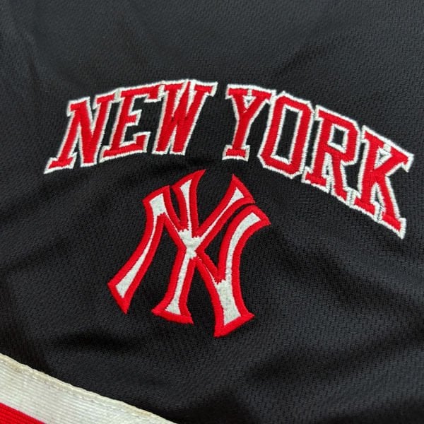New York Yankees Siyah Spor Şort